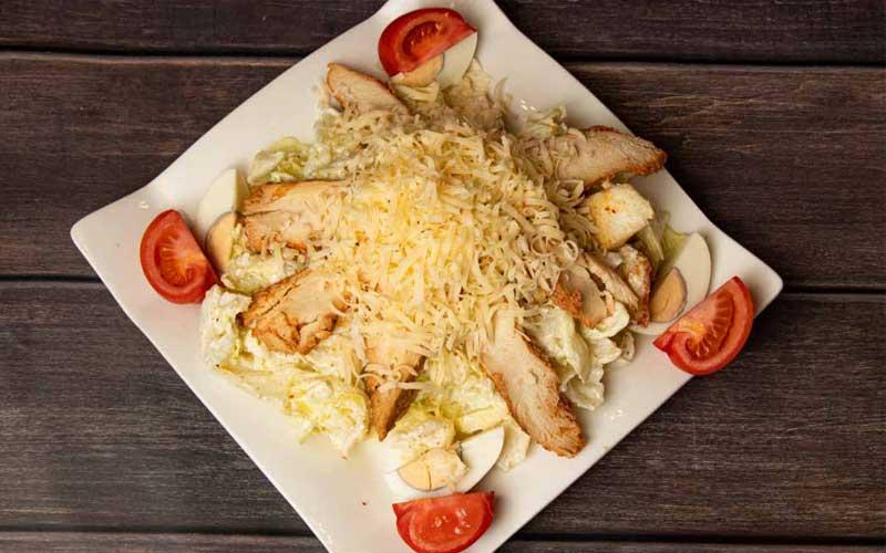 Цезарь с курицей